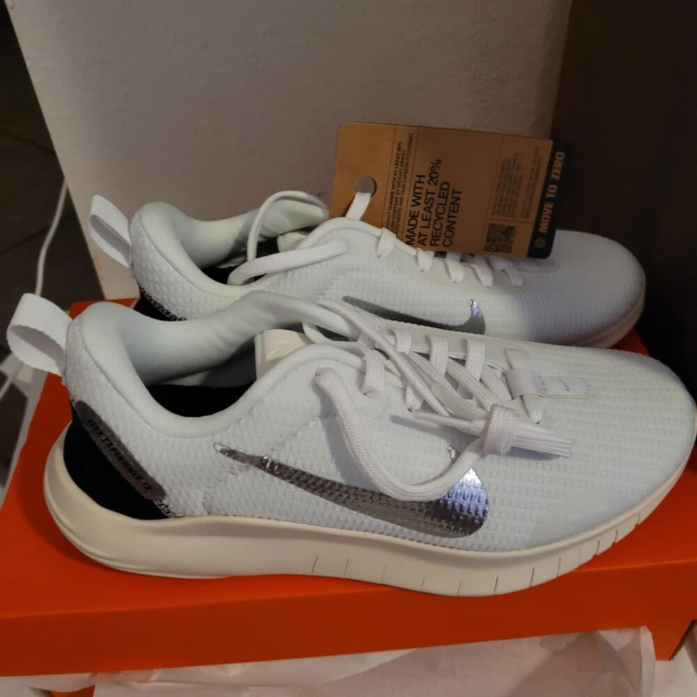Nike Flex Experience Run 12 Women's Road Running Shoes DV0746-101 Size 5.5